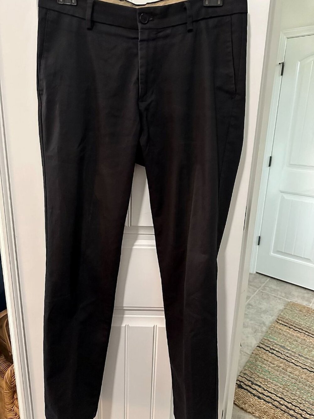 Dockers Men's Slim Fit Black Chino Pants